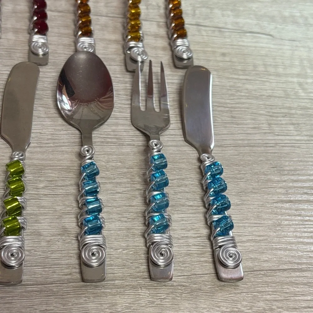 Colorful Spiral Handle Cutlery Set